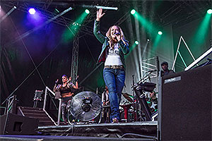 Anastacia podczas koncertu
